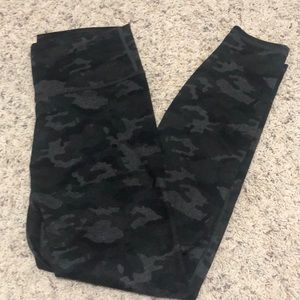 Fabletics High Waisted 7/8 Camo Leggings